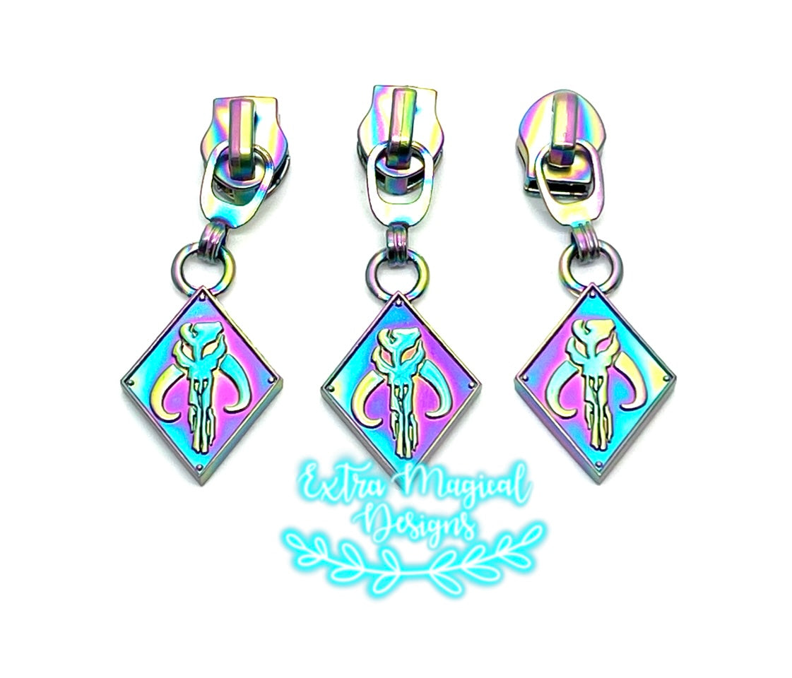 Star Mando Myth Monster Zipper Pull - #5