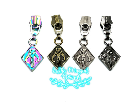Star Mando Myth Monster Zipper Pull - #5
