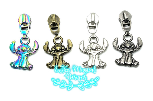 Blue Alien Zipper Pull - #5