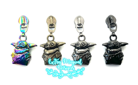 Star Baby Alien Zipper Pull - #5